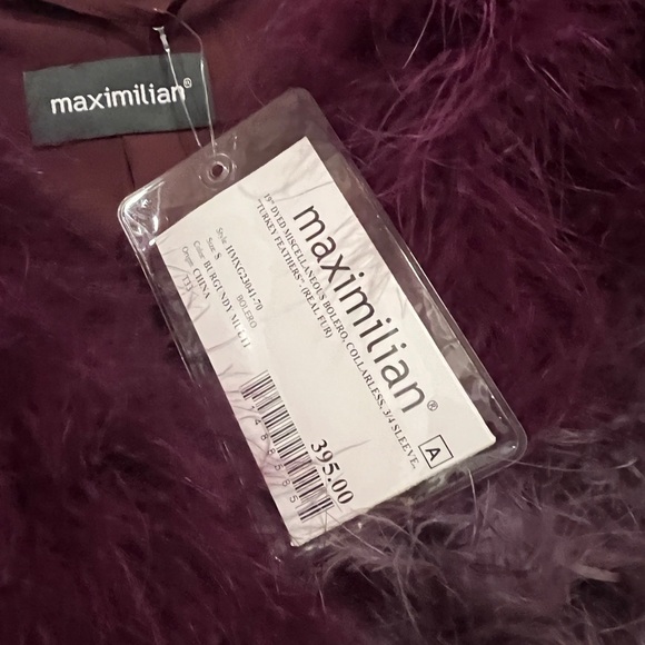 Maximilian fur jacket - Picture 11 of 11